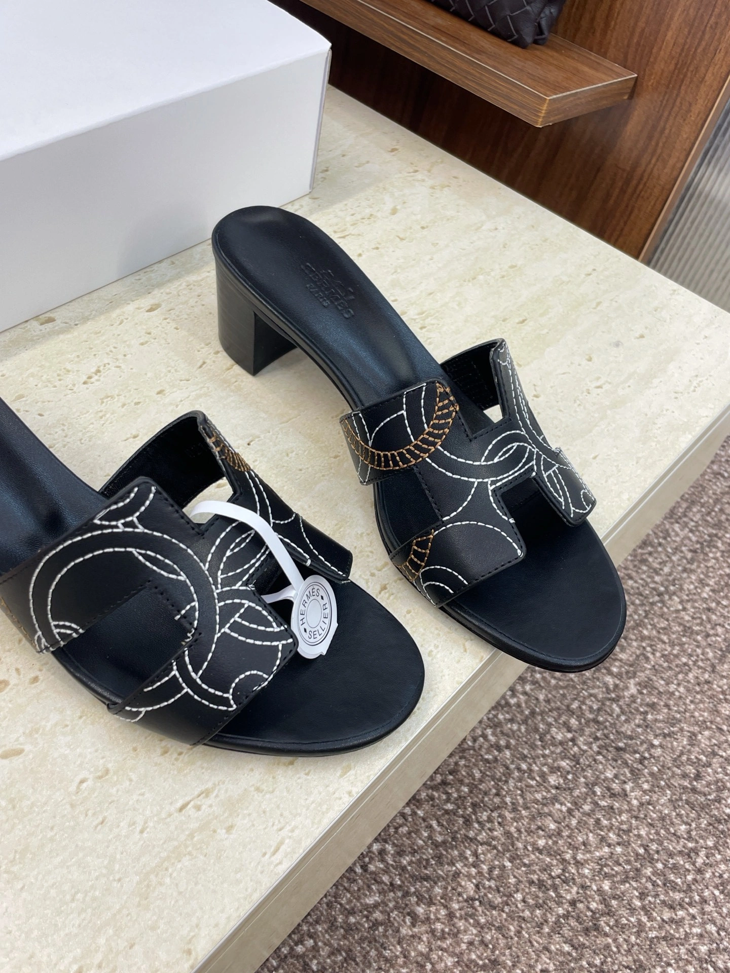COCO--H5r75s H252184Z 023 Calfskin Heel height:4.5cm item:E-X362K2813